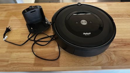 Roomba vacuum
