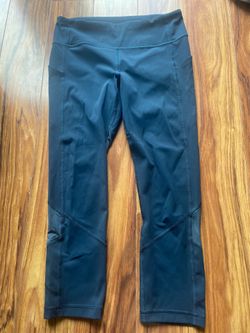 NWOT Lululemon legging size 6