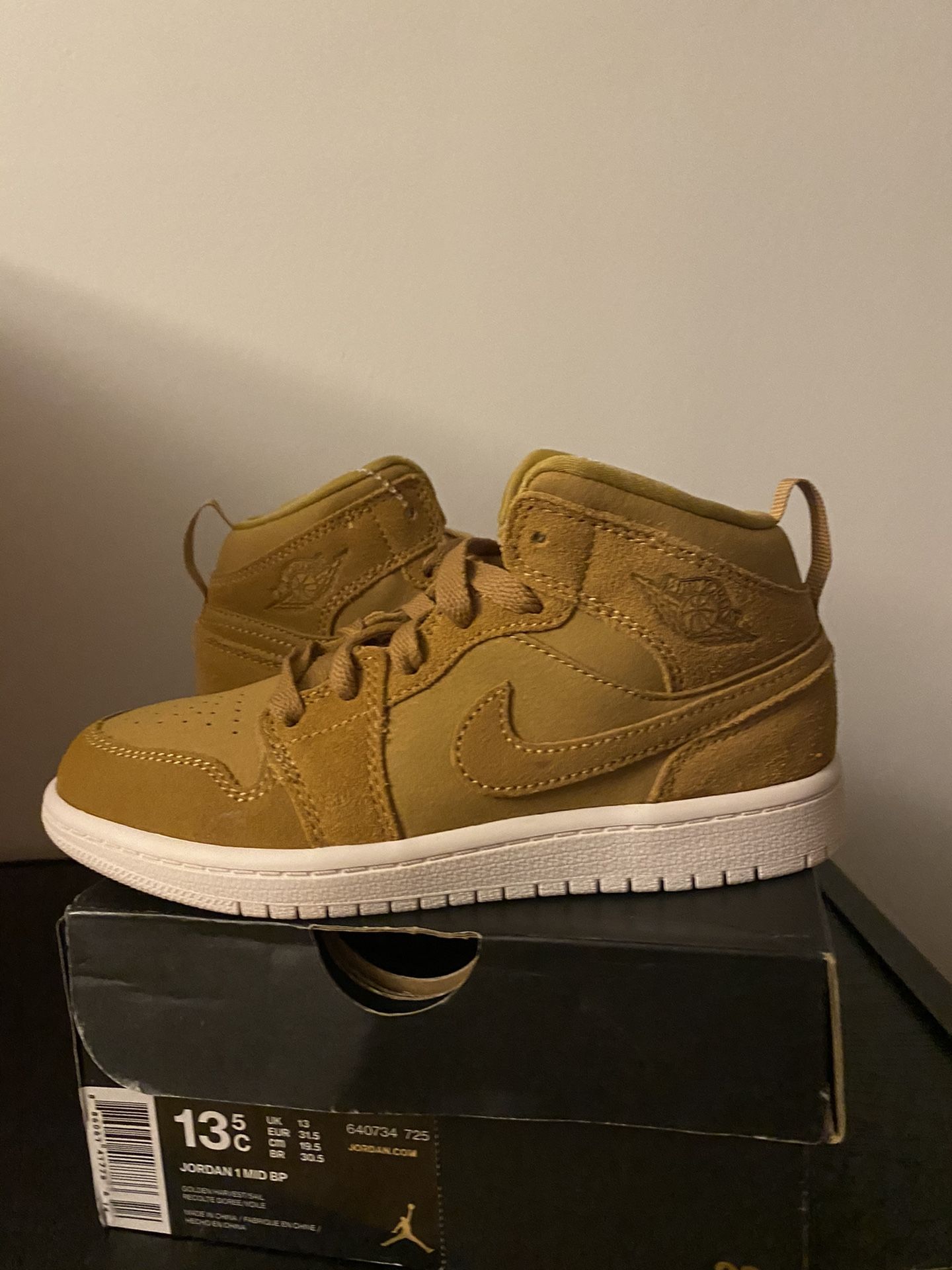 Jordan 1 Mid BP Size 13.5C