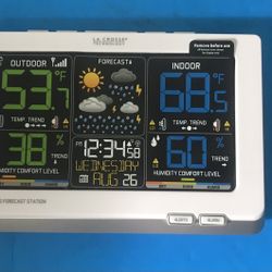 New La Crosse  Color Weather Station C87030 ONLY ~ NO SENSOR ( TX141TH-BCH )