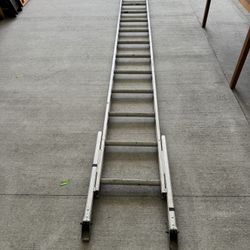 14’ Ladder With Auto Leveler Legs 