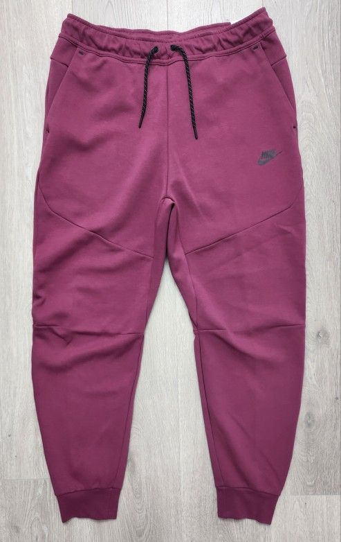 Nike Sportswear Tech Fleece Joggers Rosewood CU4495-653 Mens Size Large NWT MSRP $110