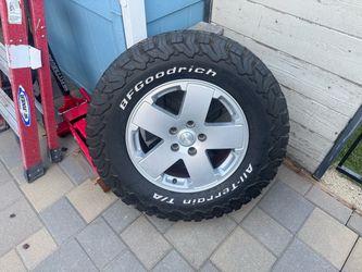 BFGoodrich Baja Champion tire LT275/70R18