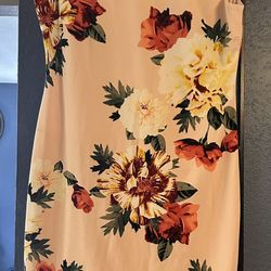 Woman’s Dress Size 8 Stretch Or M/L 