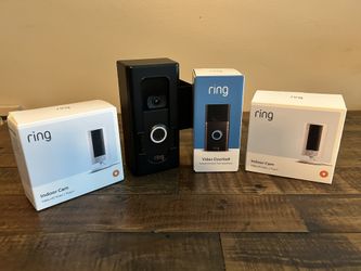 Ring Video Doorbell And 2 Indoor Cams - Like New