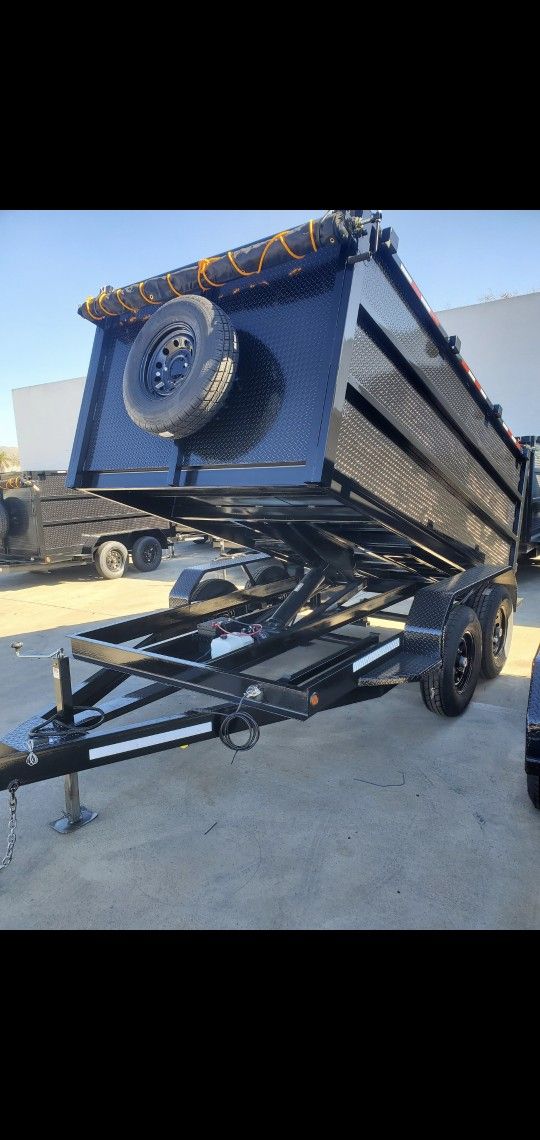 dump trailer 2025