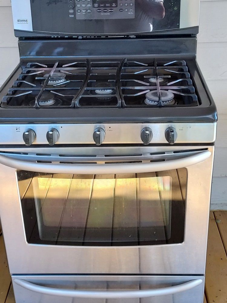 Kemore Gas Stove