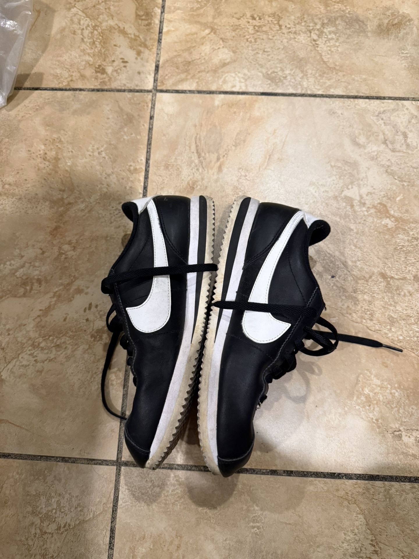 Free Nike Cortez