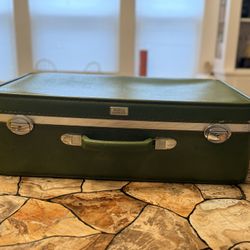 Amelia Earhart Vintage luggage