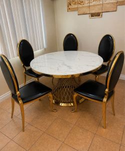 Round Marble and gold  Dining Table with 5 Chairs black and gold