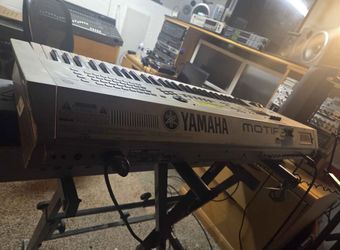 Yamaha Motif 61 Keys