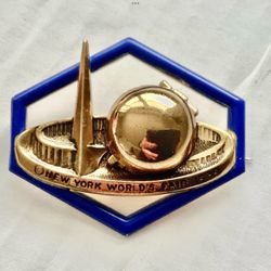 1939 NY World’s Fair Locket Pin Brooch Art Deco Design Hexagonal Frame Perisphere + Trylon
