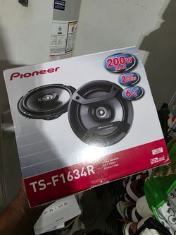 Car stereo speakers brand new