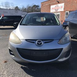 2013 Mazda 2 Hatchback 