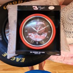 Dale Earnhartd Clock