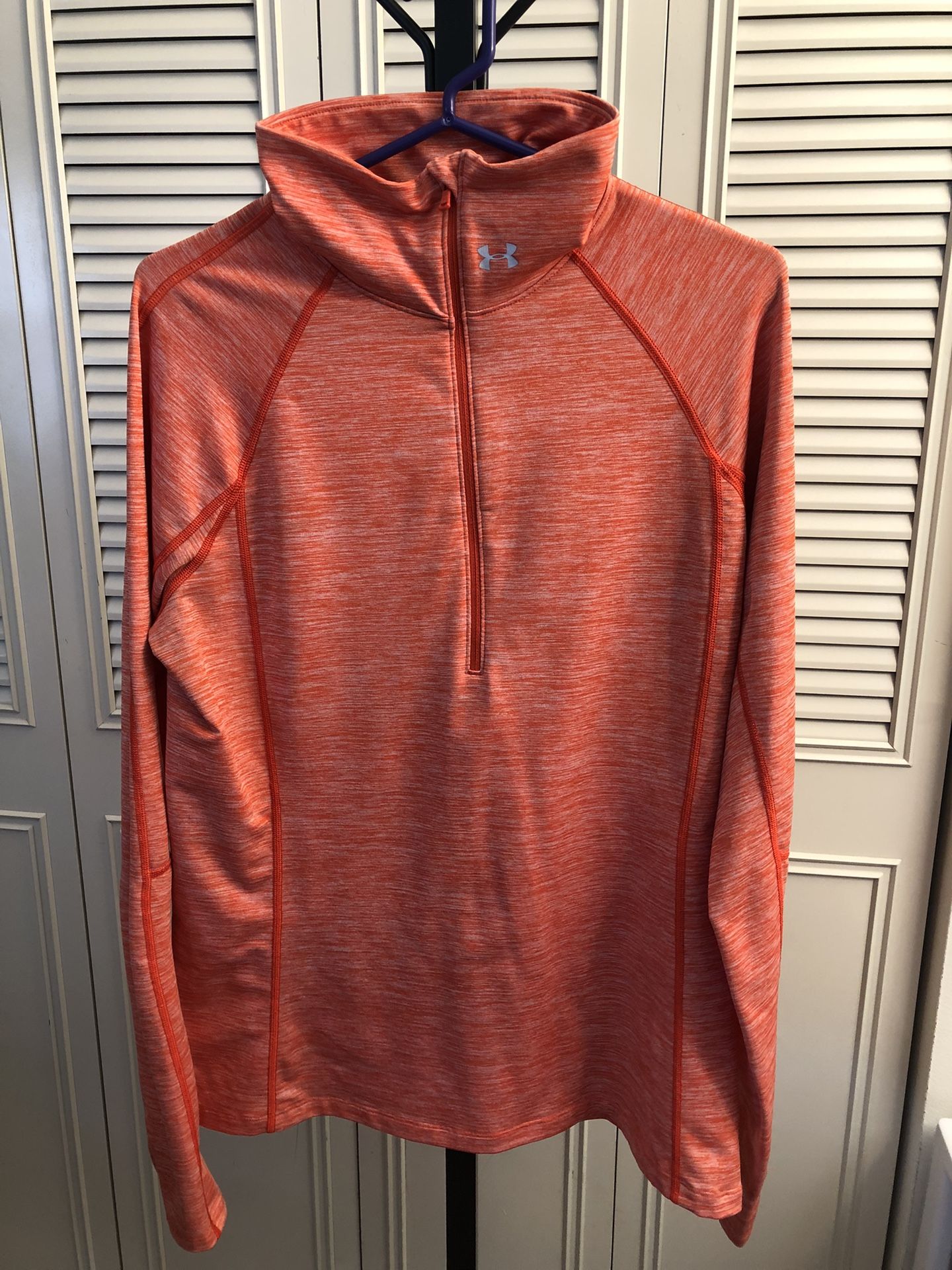 Ladies Under Armor Pull Over