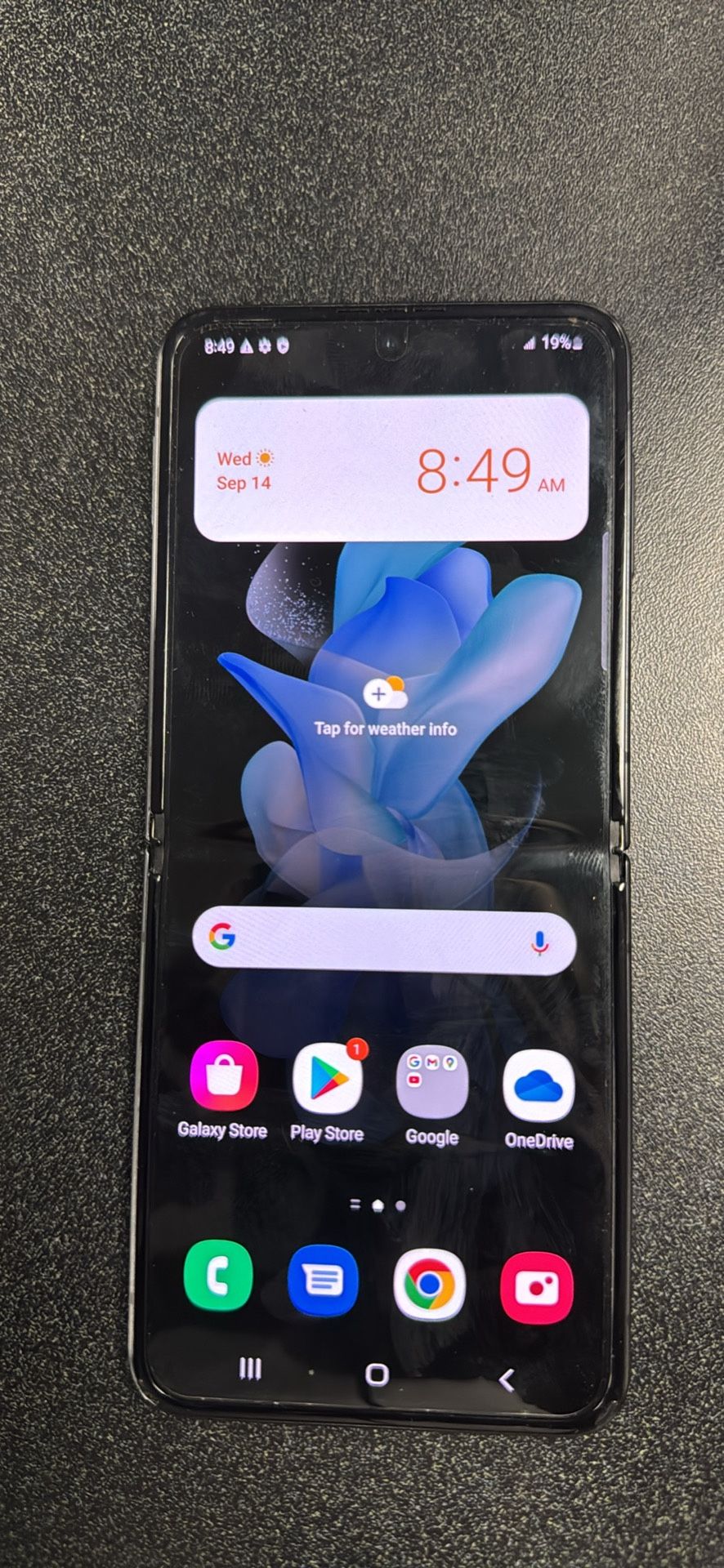 Galaxy Z Flip 4 
