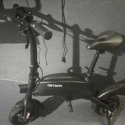 Jetson Folding Electric Ride On 