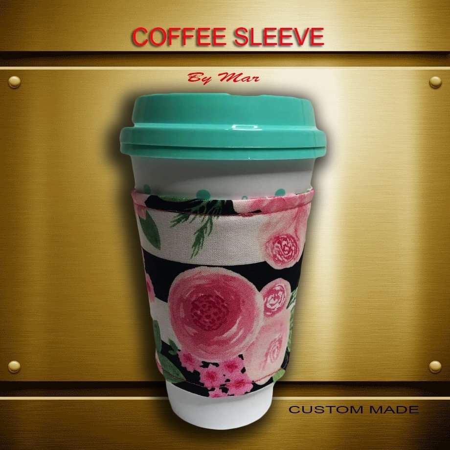 Reusable coffee sleeve with cup