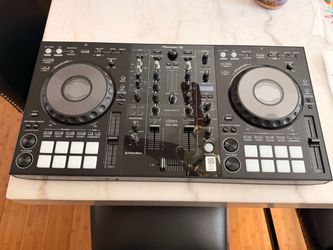 🎧 Pioneer DDJ-800 DJ Controller — Barely Used — $800