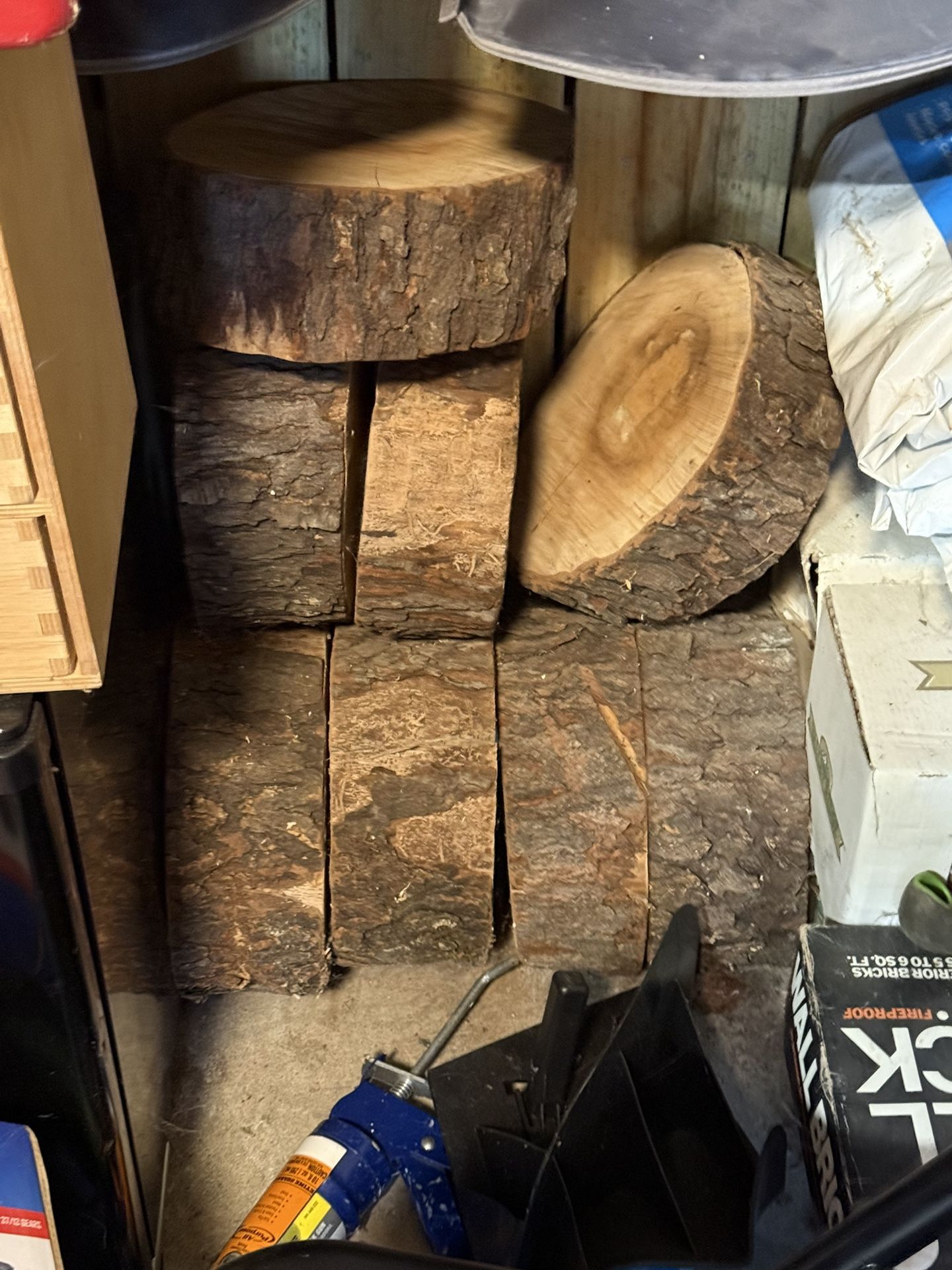 8 -Thick Wood Center Piece Natural Wood