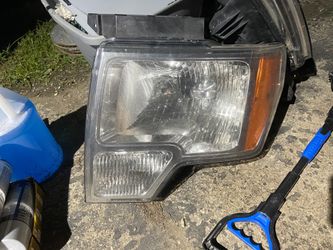 2009 f150 head lights