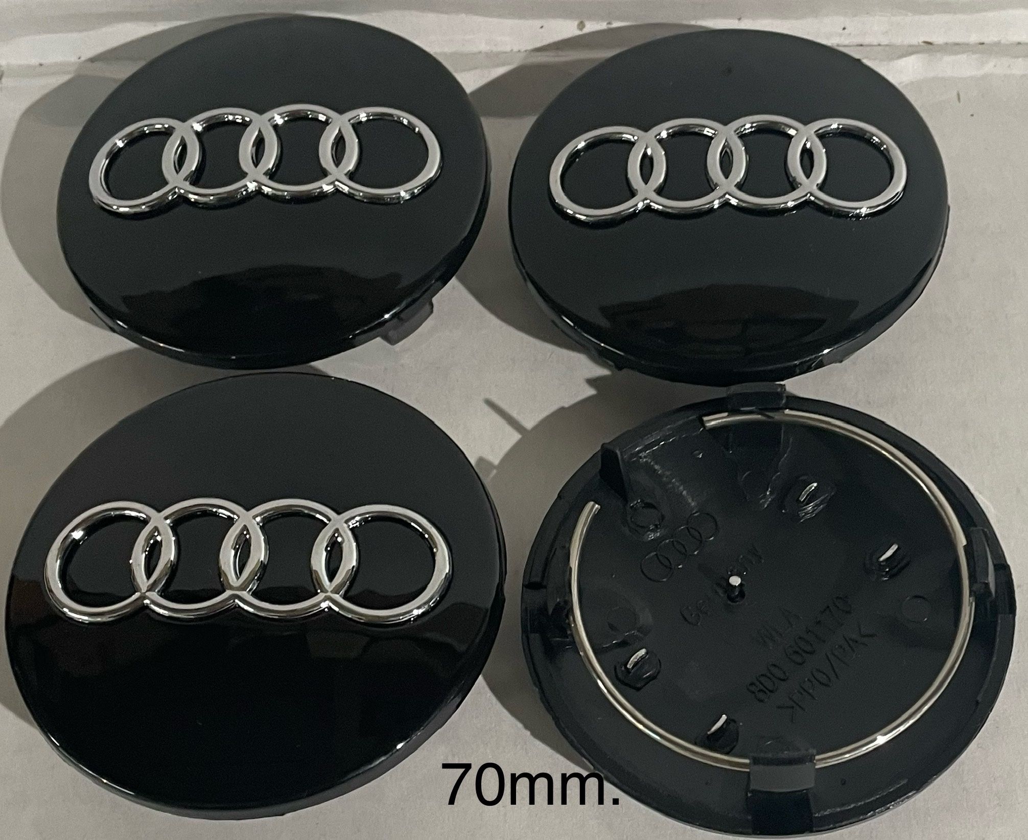 70mm Audi Center Caps- Germany
