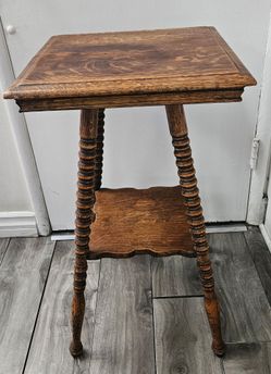 Victorian Solid Oak Spool Table