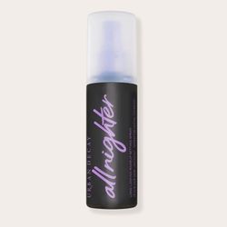 Urban Decay All Nighter Setting Spray — Long-Lasting Makeup Fixer