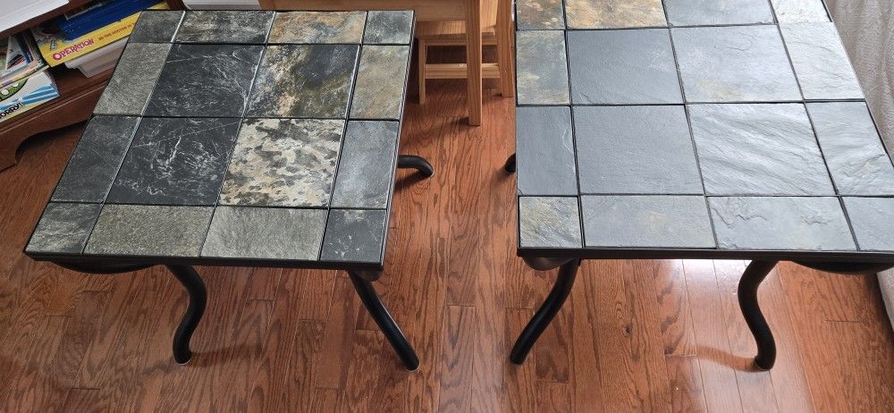 2 End Tables / 1 Coffee Table