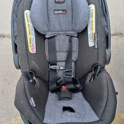 Britax B Safe 35 Elite XE Car Seat