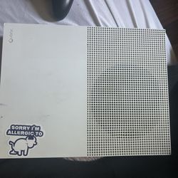 Works Good Just Got A New Series X So I’m Trying To Sell This