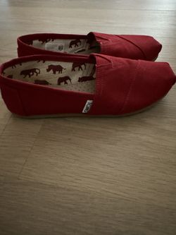 Toms