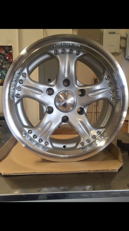 toyota trd wheels ivan stewart 16x8 6x5.5 bolt pattern