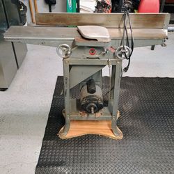 Delta free standing 6-in deluxe jointer