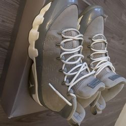 Cool Grey 9s