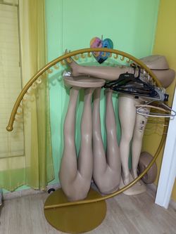 Gold Round Clothing Display Rack with Hooks