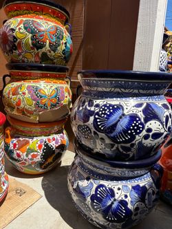 Macetas michoacanas medianas de Talavera muy hermosas 1x$65c/una .