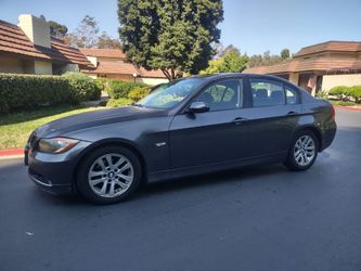 BMW 328i V6