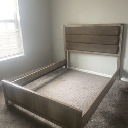 Queen Size Bed Set