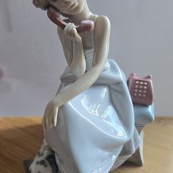 Lladro Girl On Phone With Dalmation