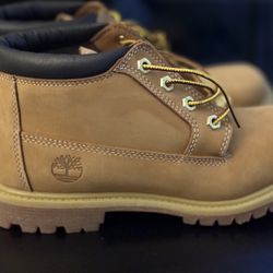 Timberland Nellie Waterproof Chukka Boot