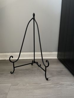 Tabletop Easel