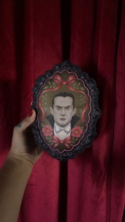 Universal Monsters x Whatever makes you happy Dracula crossbody bag