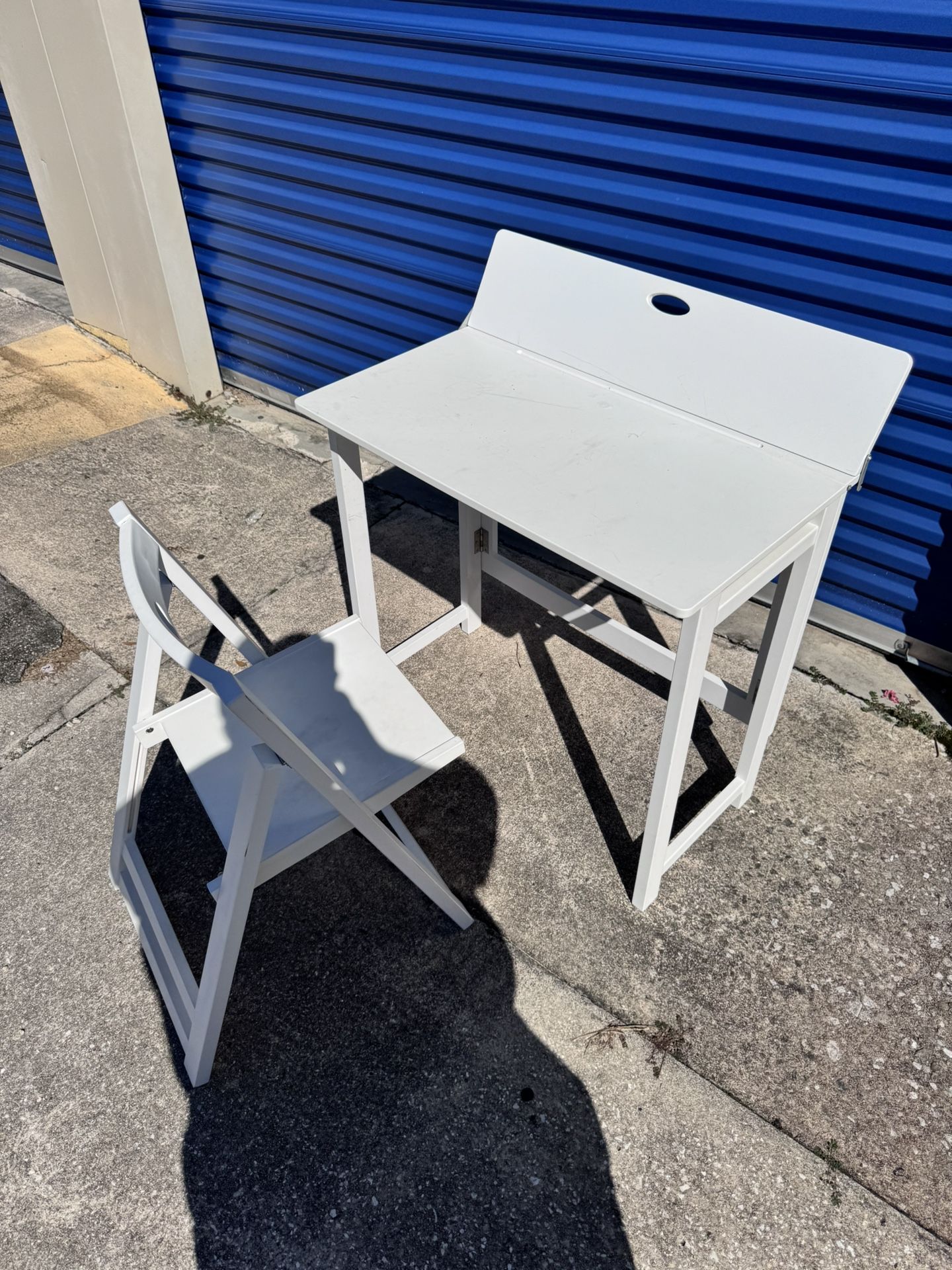 Kids Drawing Table With Chair