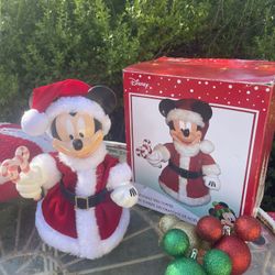 Disney Mickey Mouse Tree Top