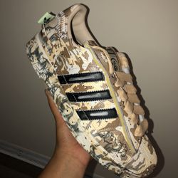 Hellstar x adidas Superstar "Desert Camo" – Men's 10