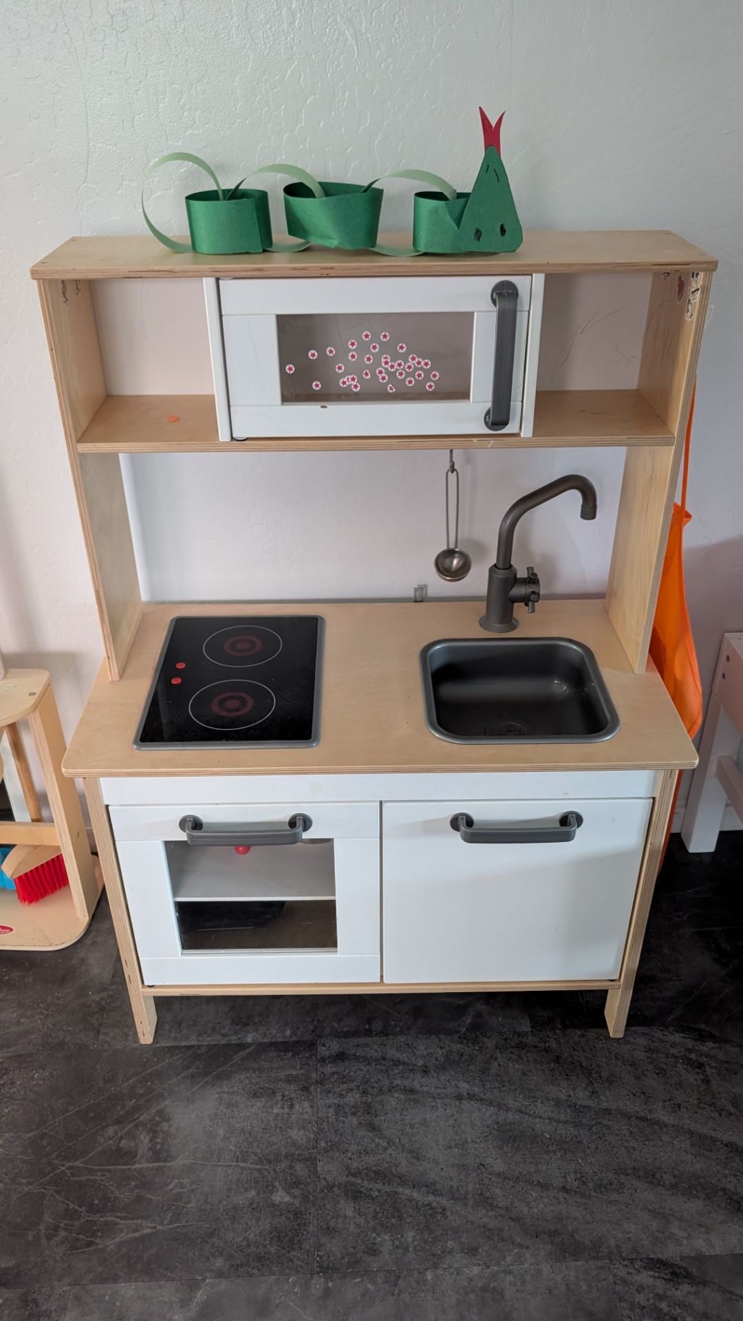 Play kitchen - original $119