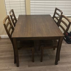 FREE Dinner Table Set