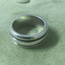 Rare Tiffany and Co. Atlas Ring Retired 9.25 Silver